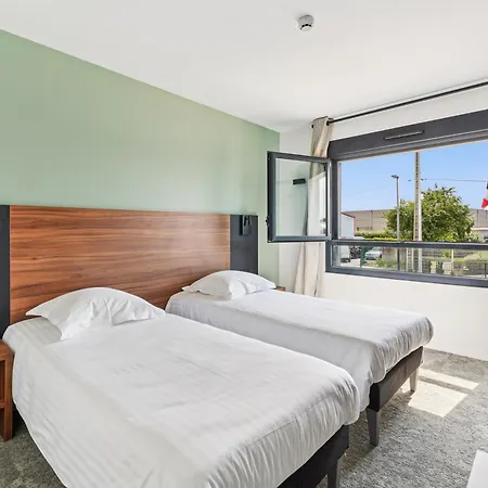 Hotel Akena 2*