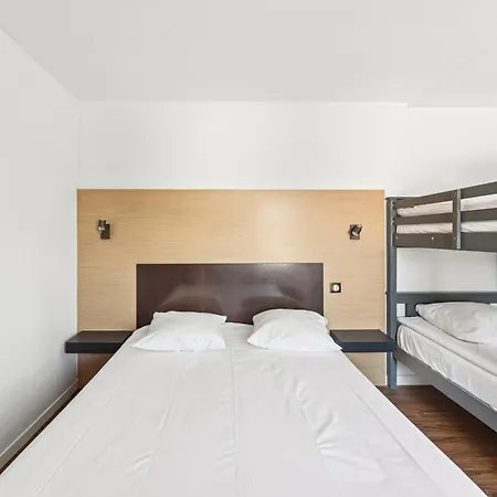 Akena Hotel 2*